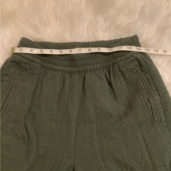 Madewell Pull-On High-Rise Tapered Pants in Diamond Jacquard - Picture 7 of 8